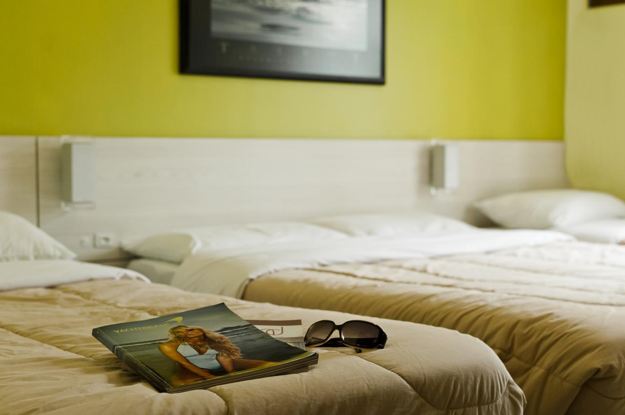 Quadruple Room,1537650088:JPEG